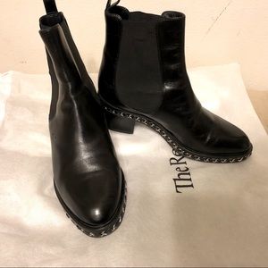 chanel citizen chain boots